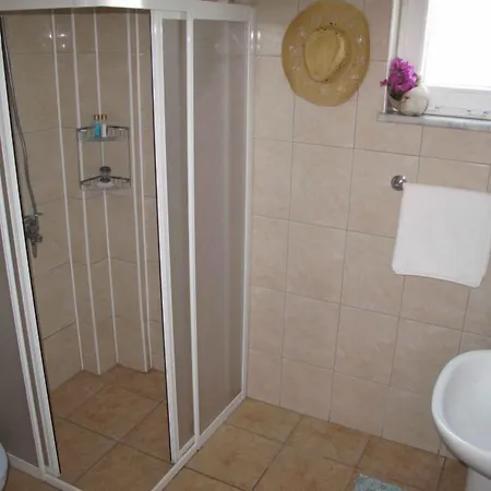 アパートホテル Dalyando