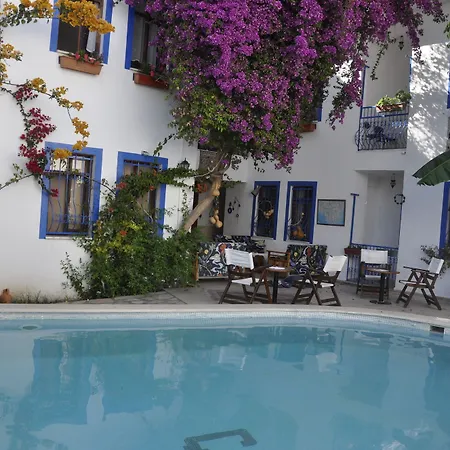 Dalyando Apartahotel 3*