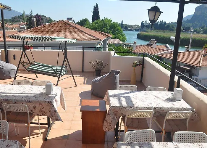 Dalyando Aparthotel 3*